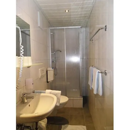 With 1 Bedroom *